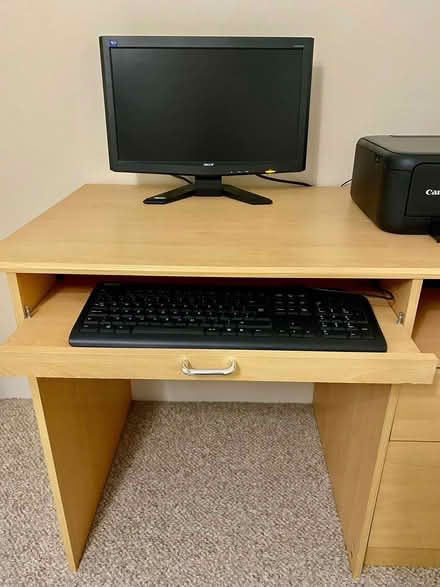 Photo of free Office desk (Southport PR9) #3
