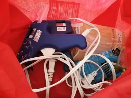 Photo of free Glue guns and sticks (Lakeview, close to Bayshore) #1