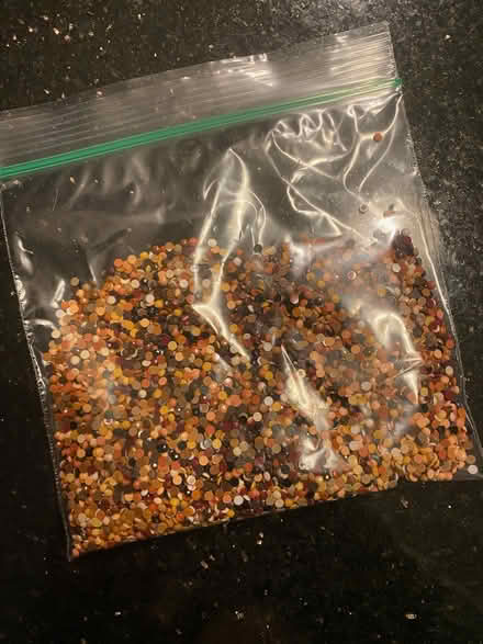 Photo of free Diamond dots (canton) #1