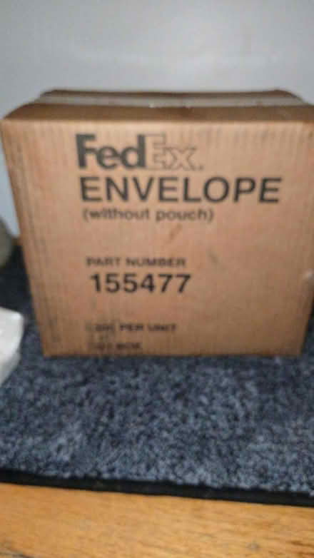 Photo of free FedEx shipping supplies (Hill east) #1