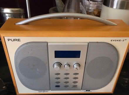 Photo of free Radio for repair project or for spares? (Molesey KT8) #1