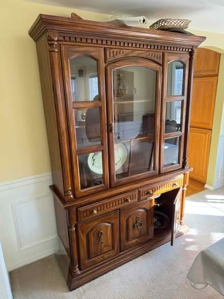 Photo of free Hutch / China cabinet (Kent WA) #1