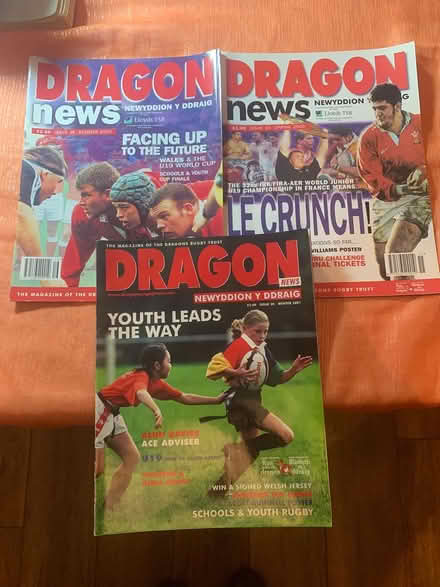 Photo of free Welsh Dragons rugby magazines (Cwmbran) #1