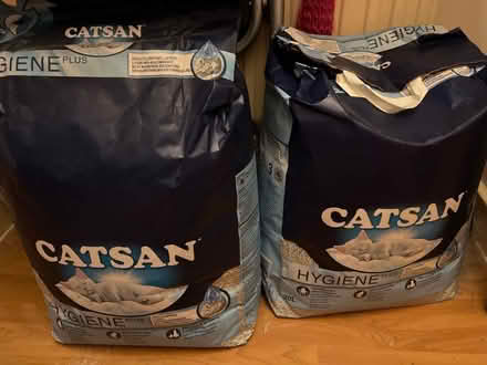 Photo of free Cat litter (Heaton Norris SK4) #1