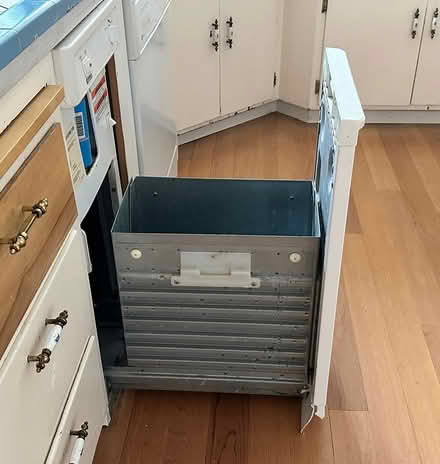 Photo of free Used Trash Compactor - works fine (Martinez, near Ace Hardware) #2