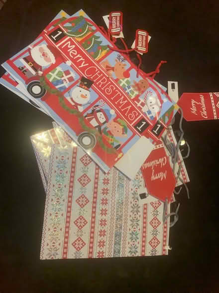 Photo of free 7 x brand new Christmas gift bags (Orpington) #1