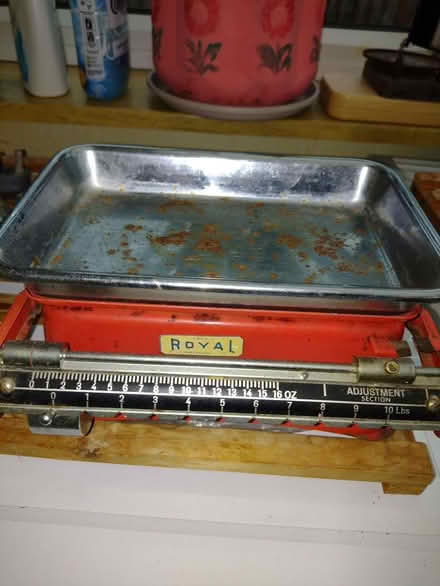 Photo of free Vintage Royal household beam weighing scales (Alresford CO7) #1