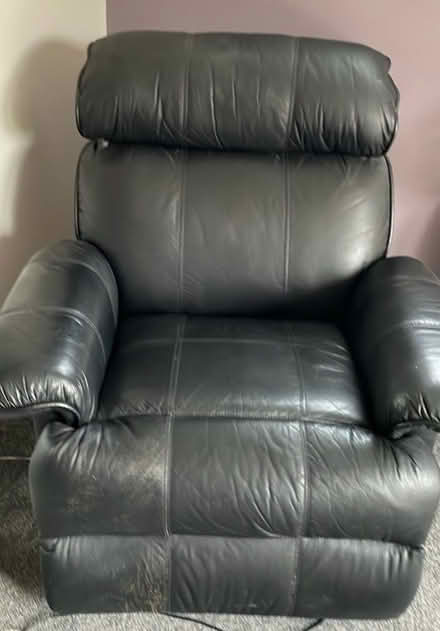 Photo of free Leather Recliner Armchair (Stoke-sub-Hamdon TA14) #1