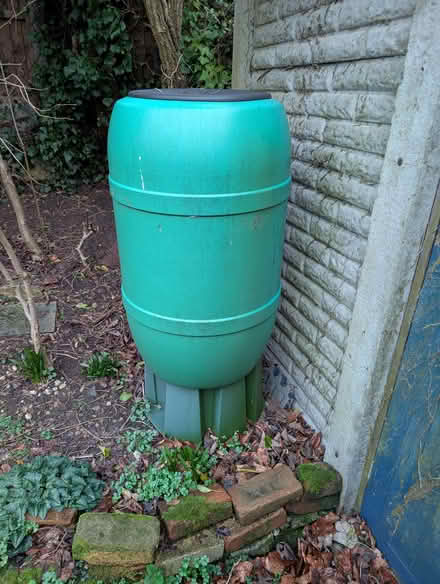 Photo of free Large Garden Waterbutt (Ware SG12) #4