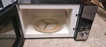 Photo of free Microwave with broken handle (SE9 New Eltham) #2