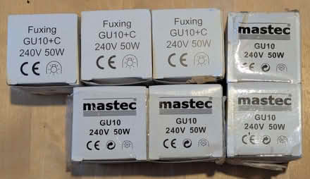 Photo of free 7 X 50w GU10 lightbulbs Incandescent (Dean Court OX2) #1