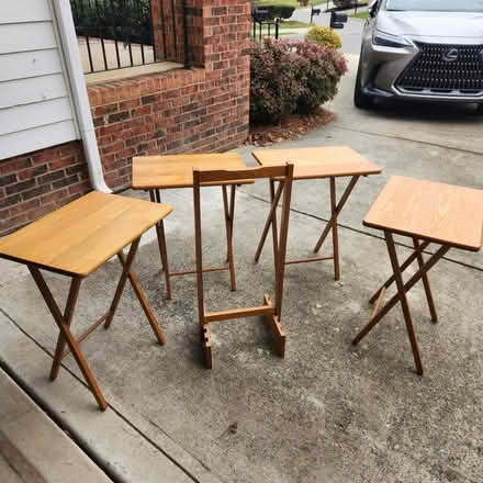 Photo of free TV Trays (University Area) #2