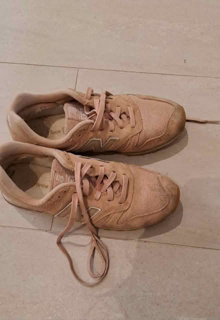 Photo of free New balance trainers 7 / 40 (Bramley, Hants RG26) #1