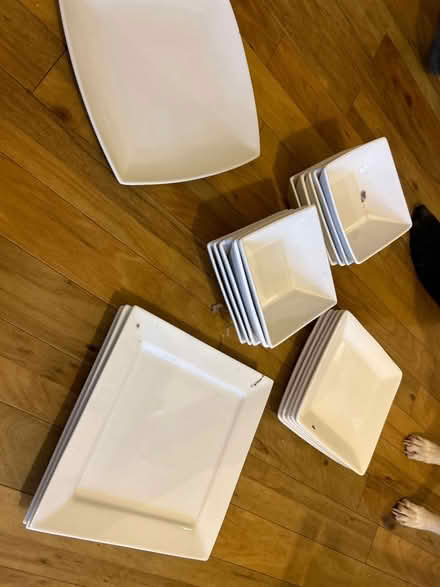 Photo of free White plate and bowls (CM15) #1