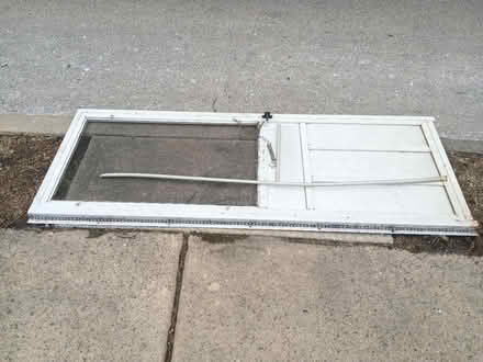 Photo of free Screen Door (Yeadon) #1