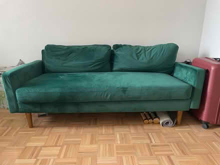 Photo of free green velvet couch (Hell's Kitchen/Hudson Yards) #1