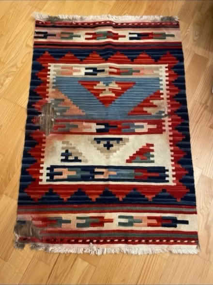 Photo of free Old rug (N4 manor house) #1