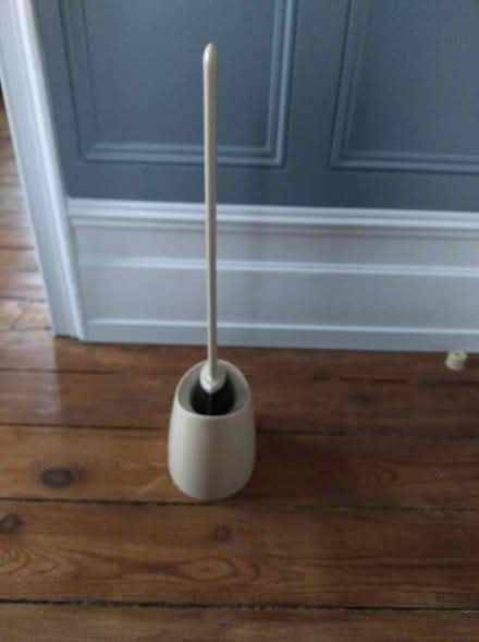 Photo of free Toilet brush/cleaner (Seaford, East Sussex) #2