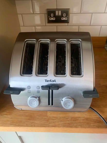 Photo of free Tefal AVANTI Hi-speed toaster (CT11) #1