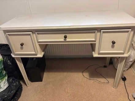 Photo of free Dressing table (B92 Hampton in Arden) #1