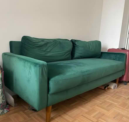 Photo of free green velvet couch (Hell's Kitchen/Hudson Yards) #2