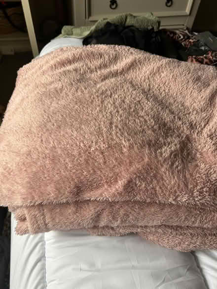 Photo of free Fleece double duvet set (Nantwich CW5 8AW) #1