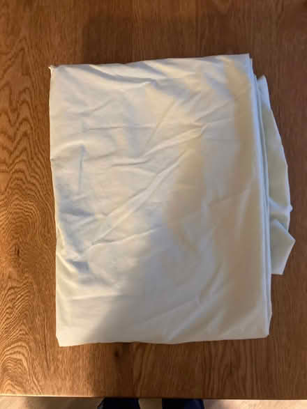 Photo of free Fitted bottom bed sheet (Royston SG8) #1