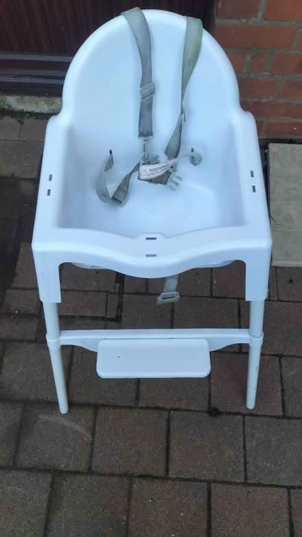 Photo of free Small highchair - no tray (Belfast BT11) #2