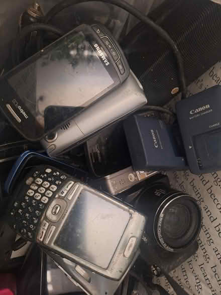 Photo of free Old cell phones and cameras (Tarpon Springs) #2