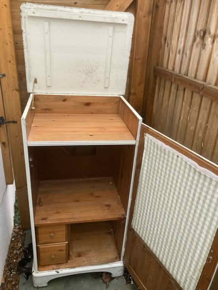 Photo of free Pine cabinet (Wickford SS12) #2