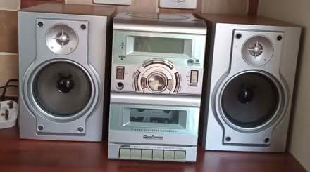 Photo of free Shabby CD / Cassette / Radio (Sale M33) #1