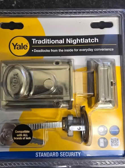 Photo of free Yale deadlock nightlatch (Luton LU1) #2