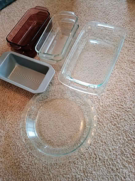 Photo of free Baking pans (Windcrest area) #1