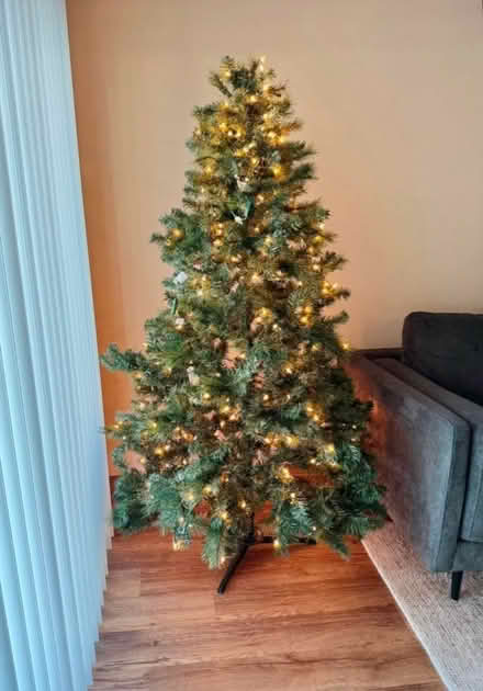 Photo of free Pre-lit 6.5 foot Xmas tree (Foster City) #1