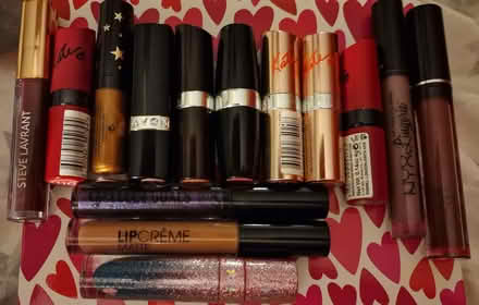 Photo of free 14 lipsticks/ lipstick glosses (Pembury TN2) #1