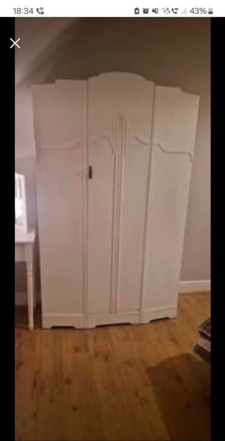 Photo of free Old style wardrobe (Paisley) #1