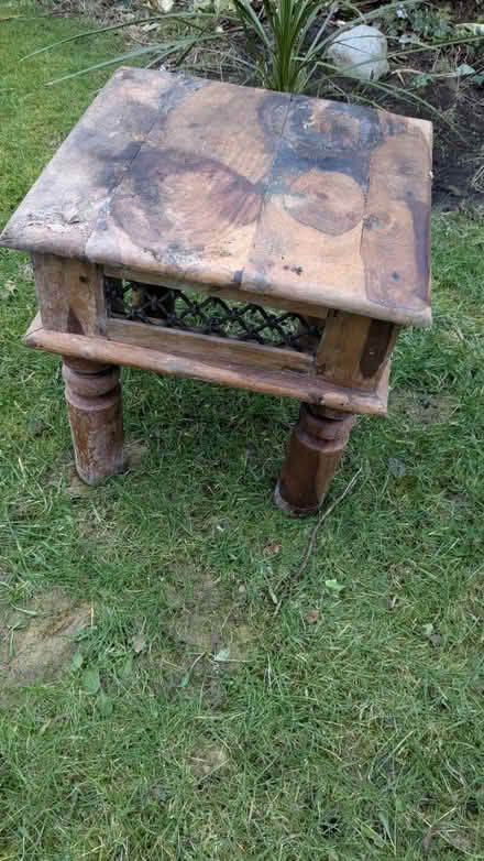 Photo of free Small side table (CH43) #1