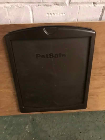 Photo of free Cat flap (Hp18) #2