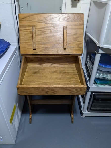 Photo of free School Desk (Briardale and Bethayres) #2