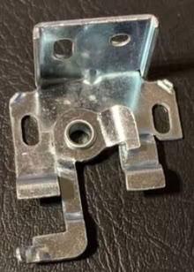 Photo of Venetian blind brackets (x4) or complete venetian blind (Manor Park S2) #1