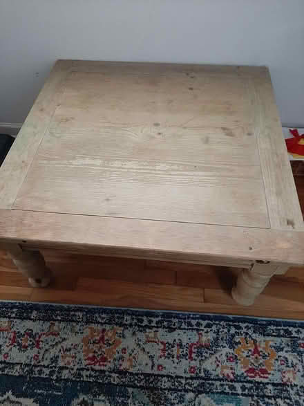 Photo of free Table (Milwaukie, Ardenwald) #3