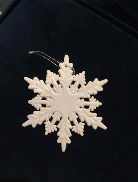 Photo of Dollar Tree 4” shimmery Snowflakes (Reston) #1