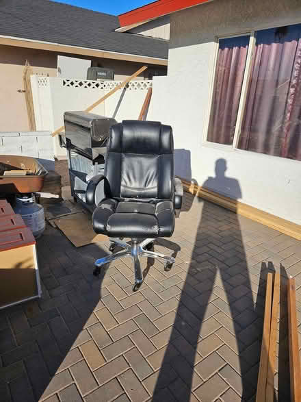 Photo of free Big and tall computer chair (West side) #1