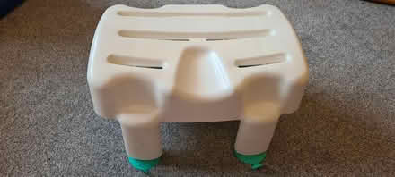 Photo of free Bath seat (Beckenham BR3) #1