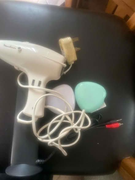 Photo of free Moulineax hair dryer , wireless headphones & brush cleaner (Whitworth Halls of Residence M14) #1