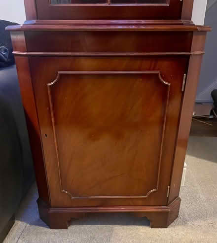 Photo of free Vintage Wooden Corner Display Unit (CH42) #4