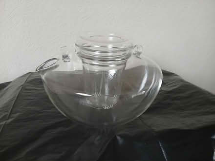 Photo of free Glass Teapot (Lark Lane Area L17) #3