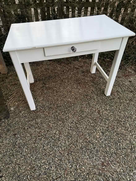 Photo of free White wooden table (South Holmwood RH5) #1