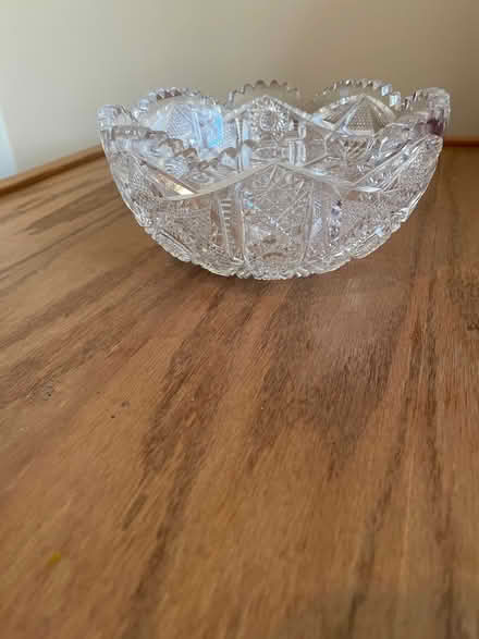 Photo of free Beautiful cut crystal bowl (Lorton) #2