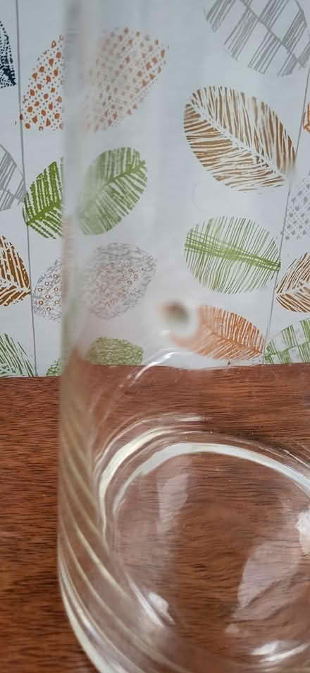 Photo of free Tall clear glass vase (Warlingham CR6) #4